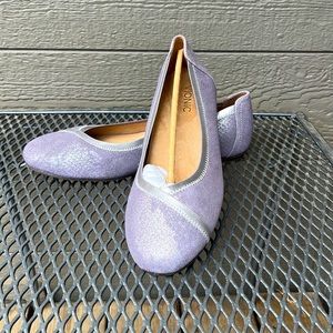 Vionic Pewter Sparkly Flats